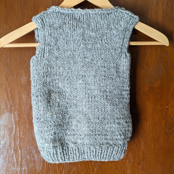 Kids Hand knit penguin wool vest 4T - Picture 3 of 5